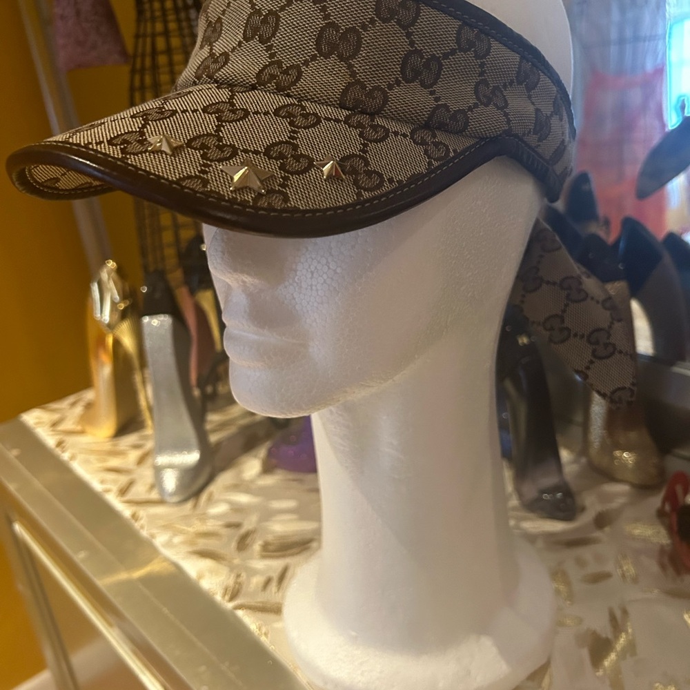SUPER RARE GUCCI VINTAGE Canvas & Leather Logo Stars Tie Visor! COLLECTORS ITEM!